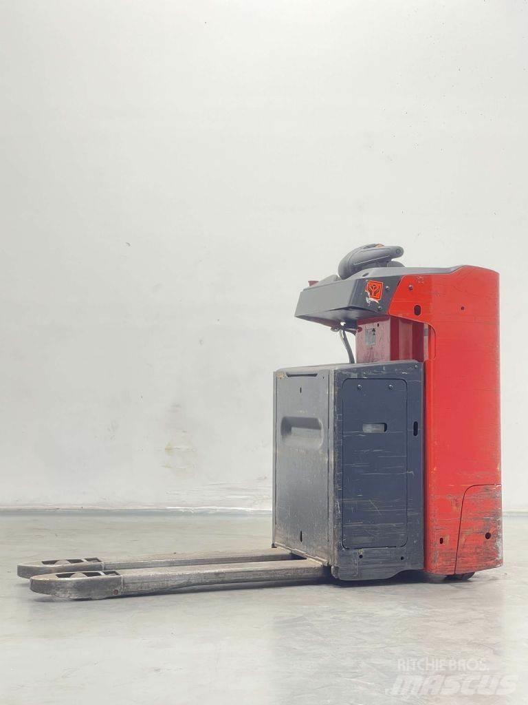 Linde T20SF-1154 Ручные электрические тележки