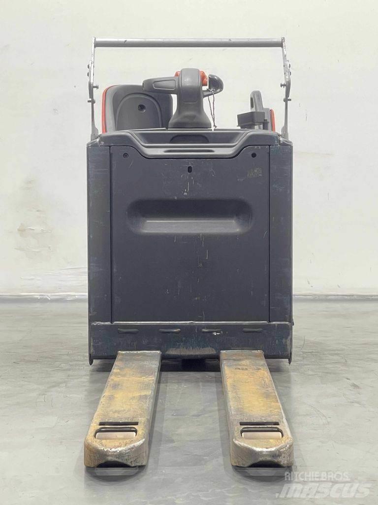 Linde T25SP-131 Ручные электрические тележки