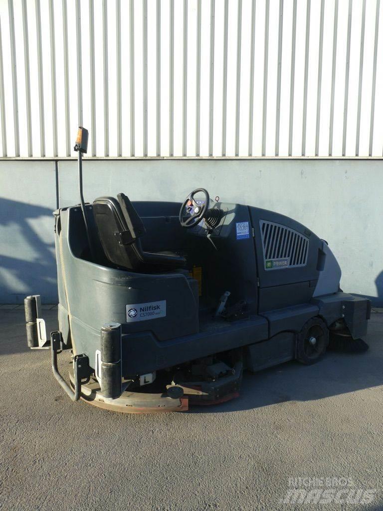 Nilfisk CS7000 1200B Вакуумные уборочные машины