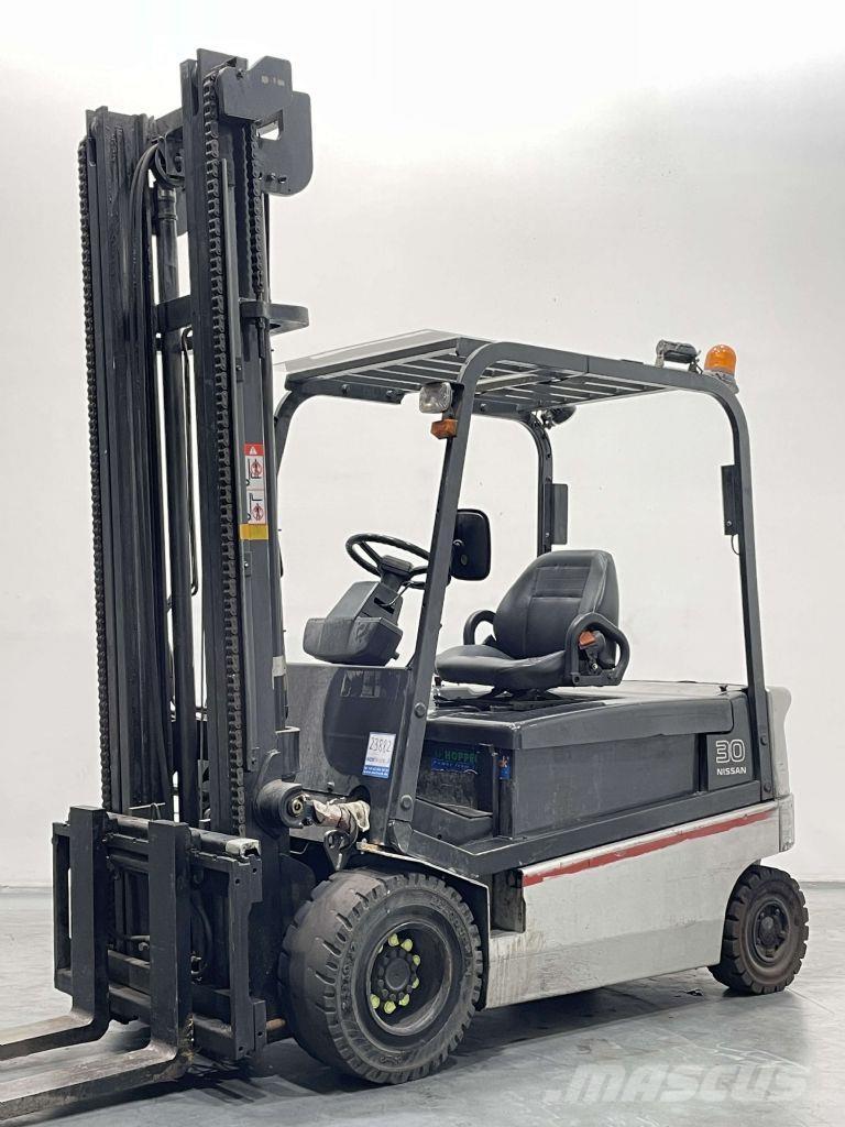 Nissan GQ02L30CU Электропогрузчики