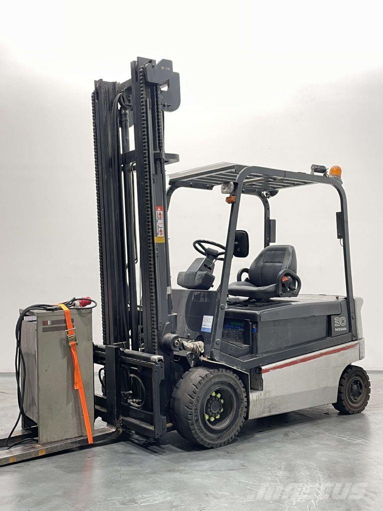 Nissan GQ02L30CU Электропогрузчики