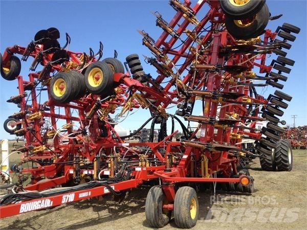 Bourgault 5710 Сеялки