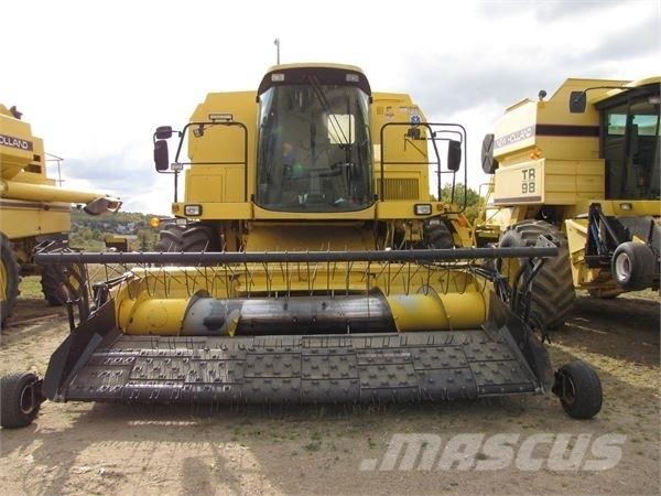 New Holland TX66 Зерноуборочные комбайны