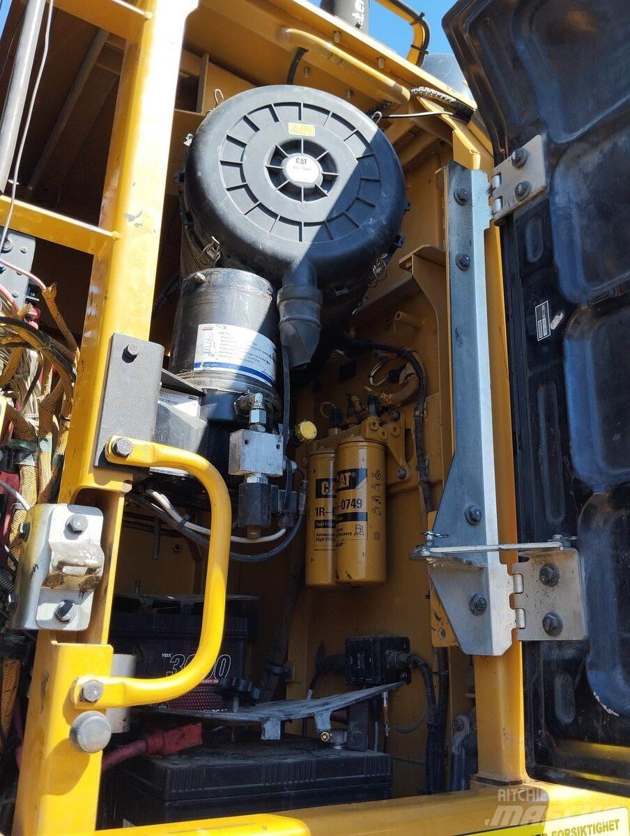CAT 340F Гусеничные экскаваторы