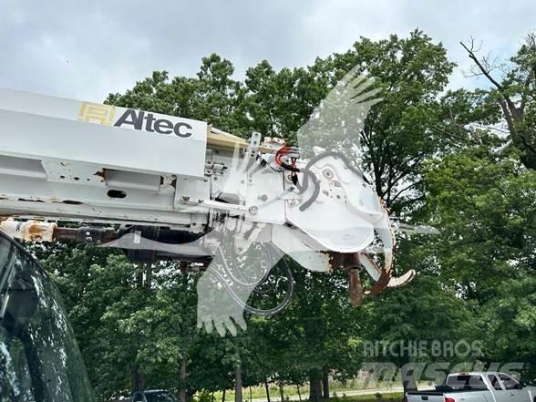 Altec DM47BTR Автовышки