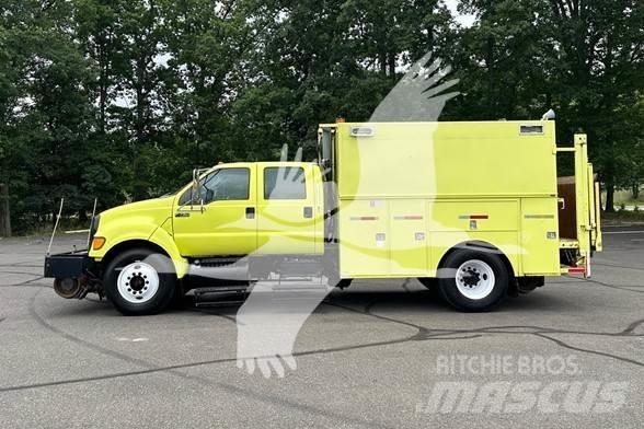 Ford F750 SD Строительная техника - Другие