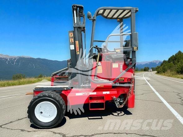 Moffett M5500P Прицепные вилочные погрузчики