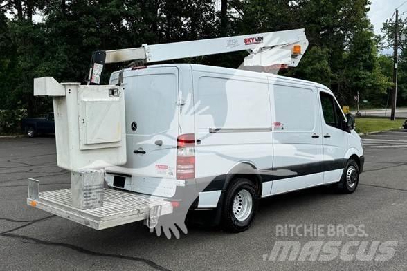 Skyvan UVN35A Автовышки