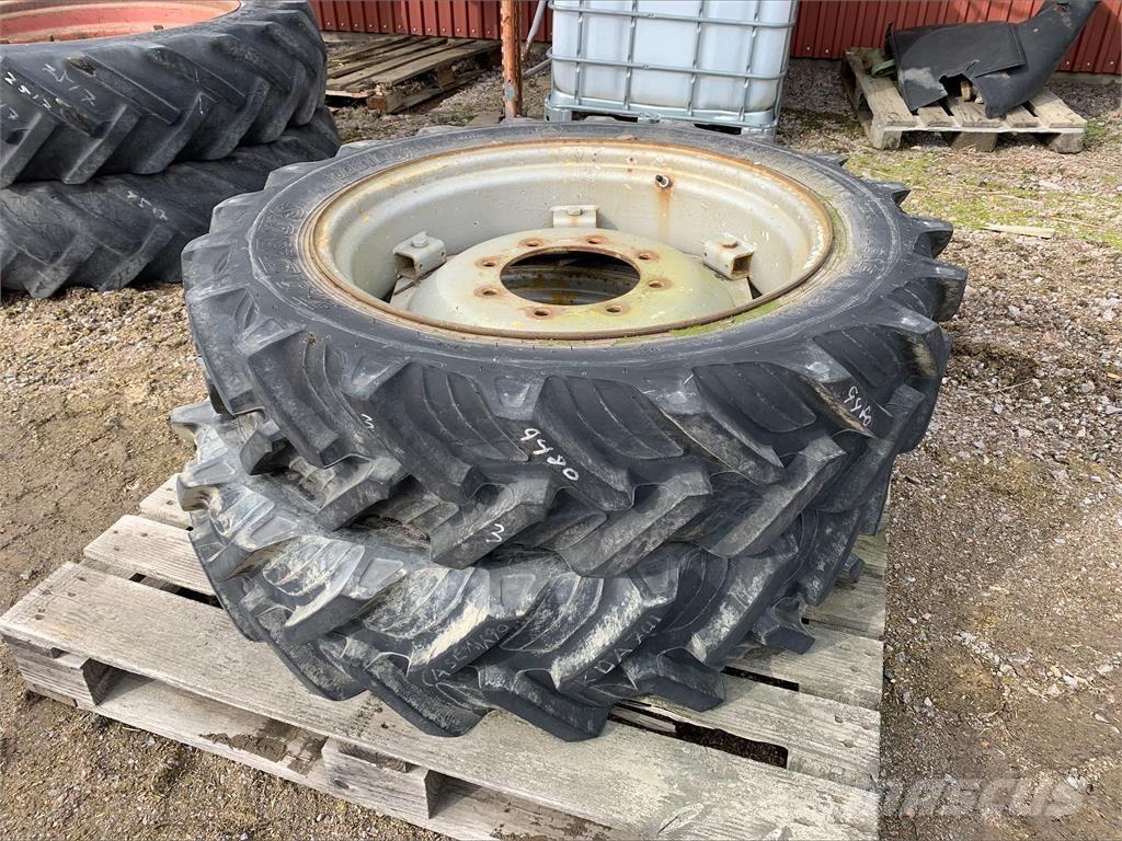  9.5x28 Radodlingshjul Шины и колёса