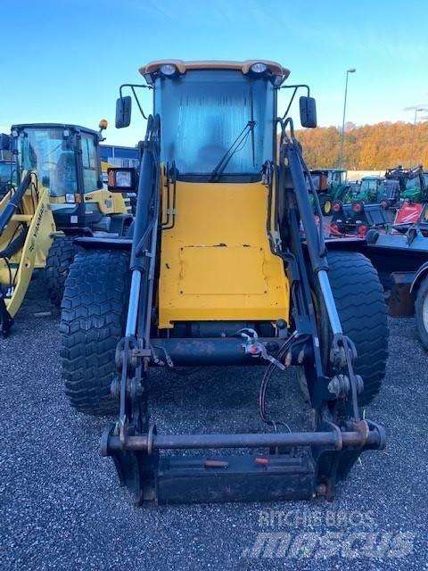 JCB 412S LASTMASKIN Фронтальные погрузчики