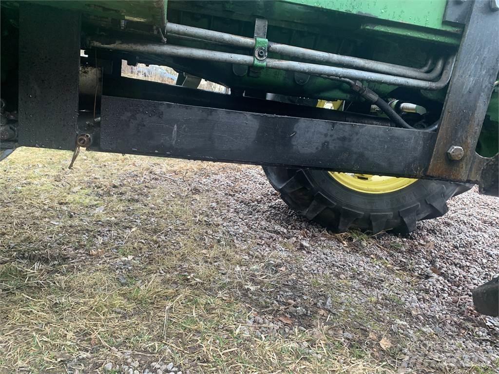 John Deere 2650 Трактора