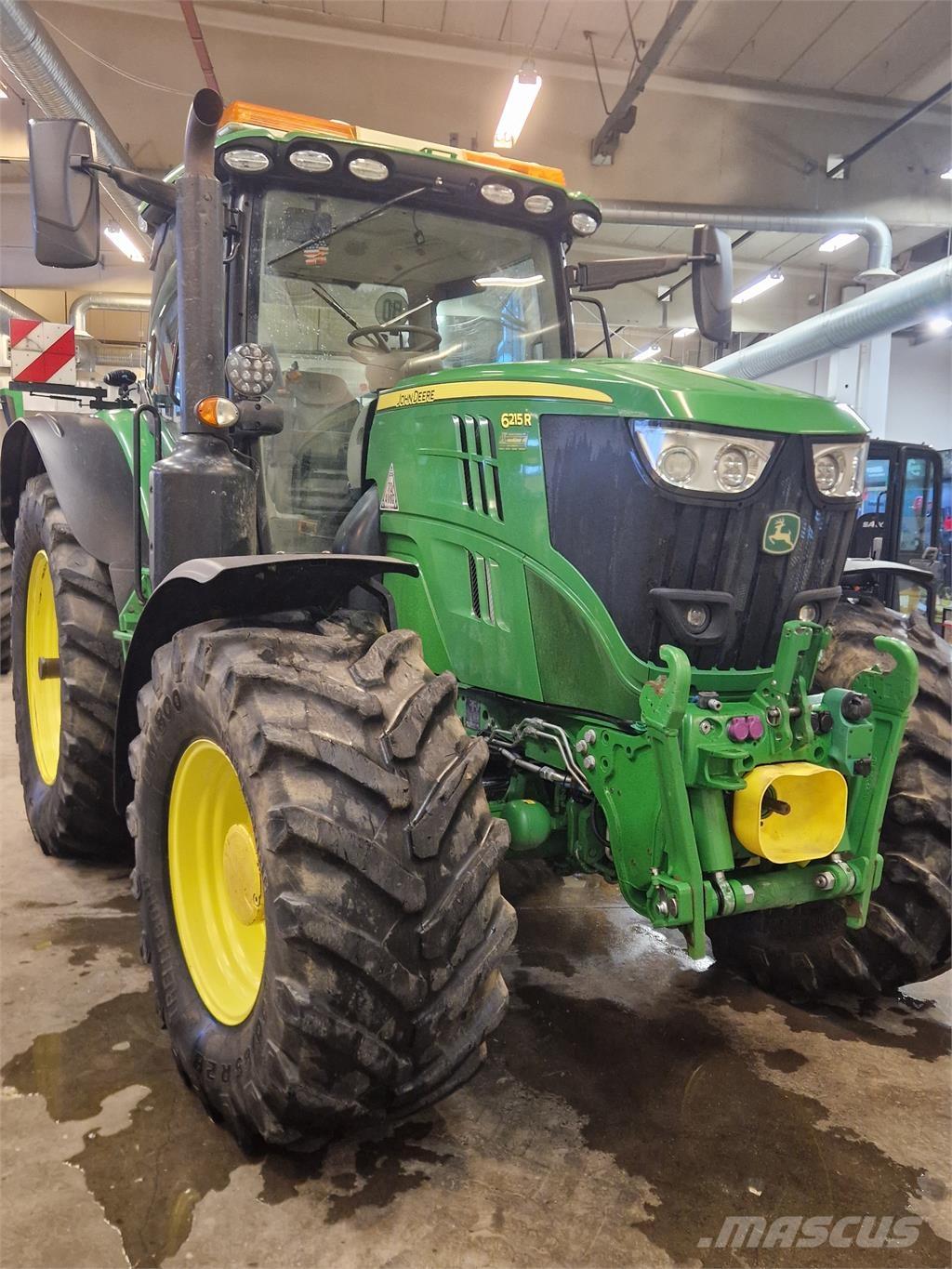 John Deere 6215R Трактора