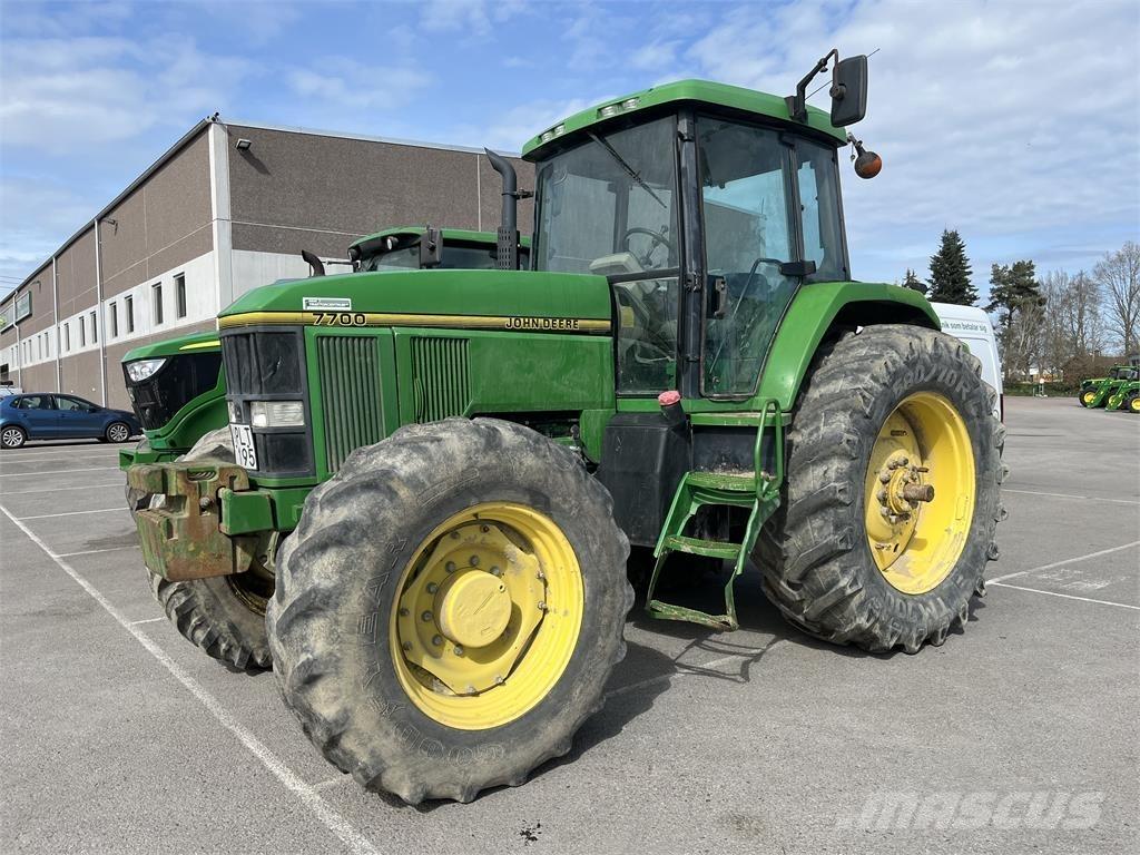 John Deere 7700 Трактора