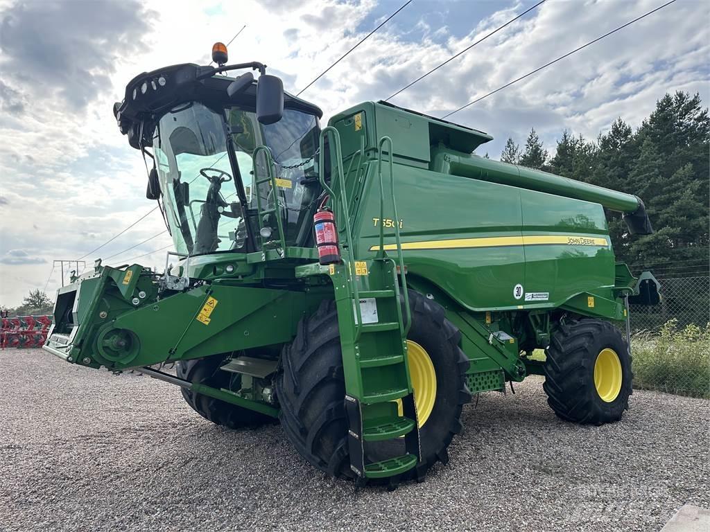 John Deere T550 Зерноуборочные комбайны