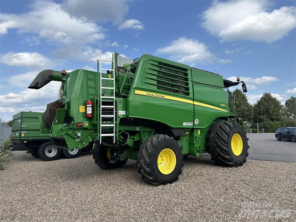 John Deere T550 Зерноуборочные комбайны