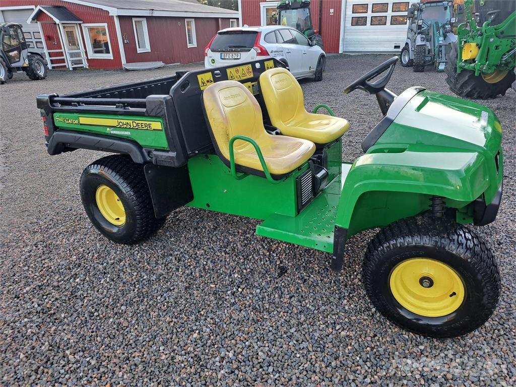 John Deere TE Gator Самоходные газонокосилки