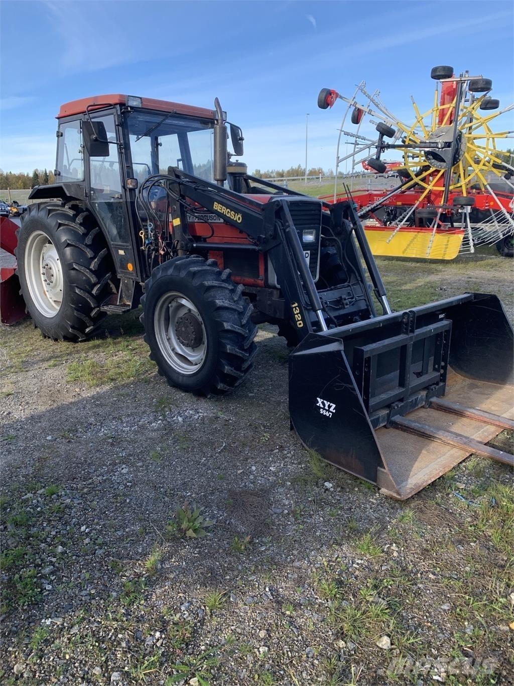Massey Ferguson 365 4WD Трактора
