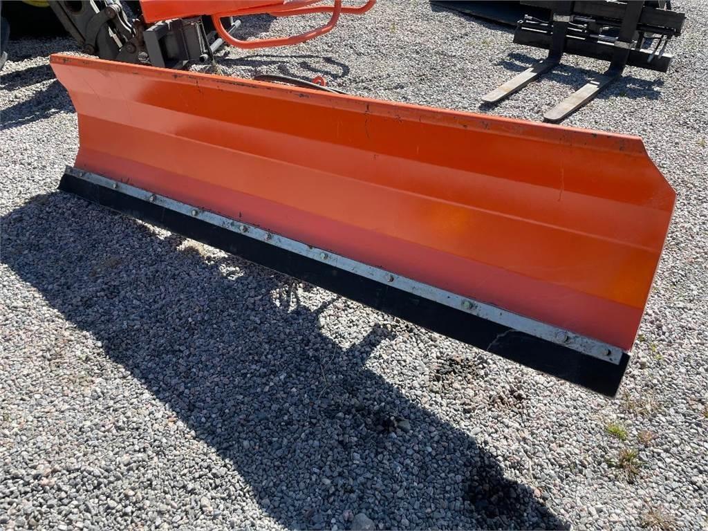 Tarmo PL2500 Снежные отвалы и плуги