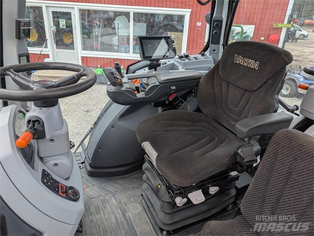 Valtra N154E Twintrac Трактора