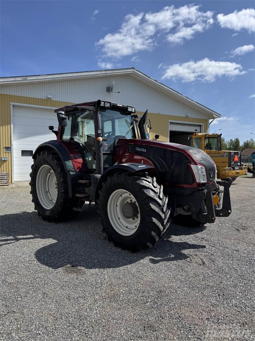 Valtra T203 Direct Трактора
