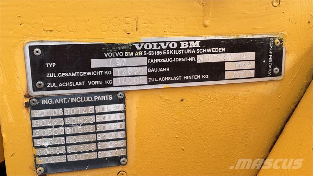 Volvo L90 LASTMASKIN Фронтальные погрузчики
