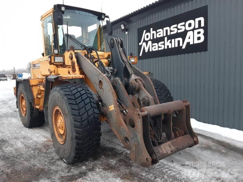 Volvo L90C Фронтальные погрузчики