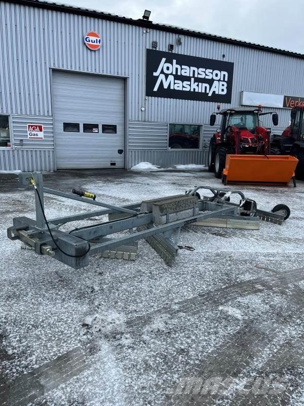 Ysta VÄGSLADD YVL 200 Экскаваторы-погрузчики