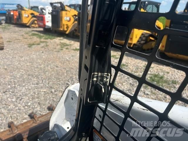 Bobcat T590 Мини-погрузчики