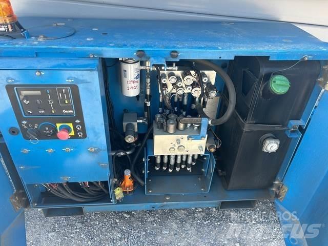 Genie GS3369 RT Ножничные подъемники