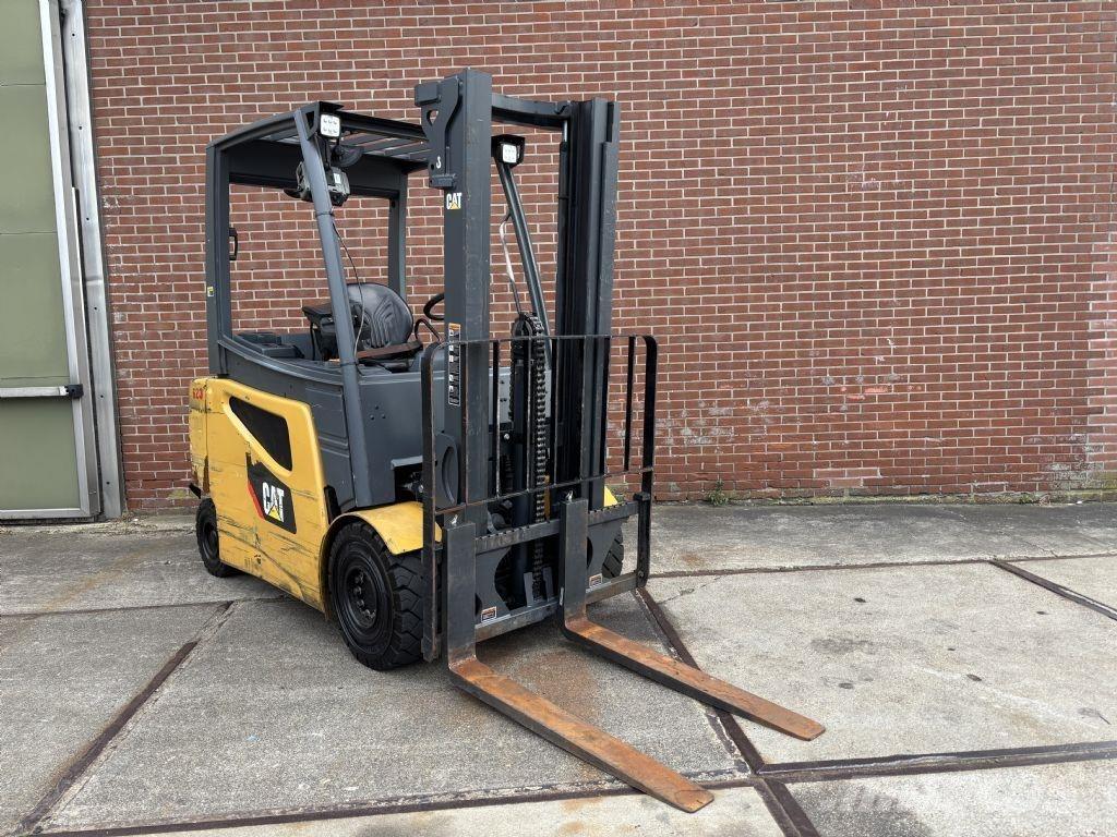 CAT 2EP5000 Электропогрузчики