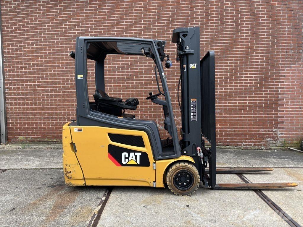 CAT 2ET4000 Электропогрузчики