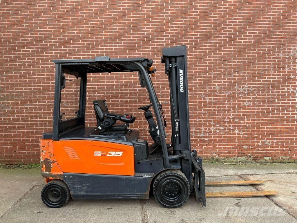 Doosan B35X-7 Электропогрузчики