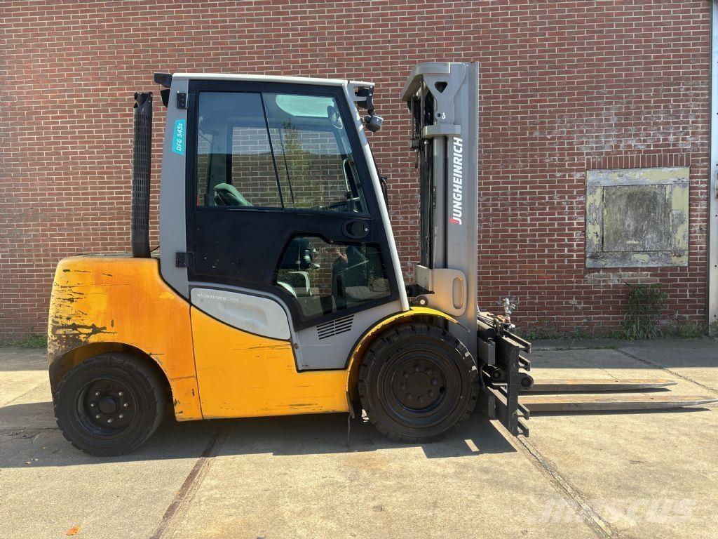Jungheinrich DFG 545s Дизельные погрузчики