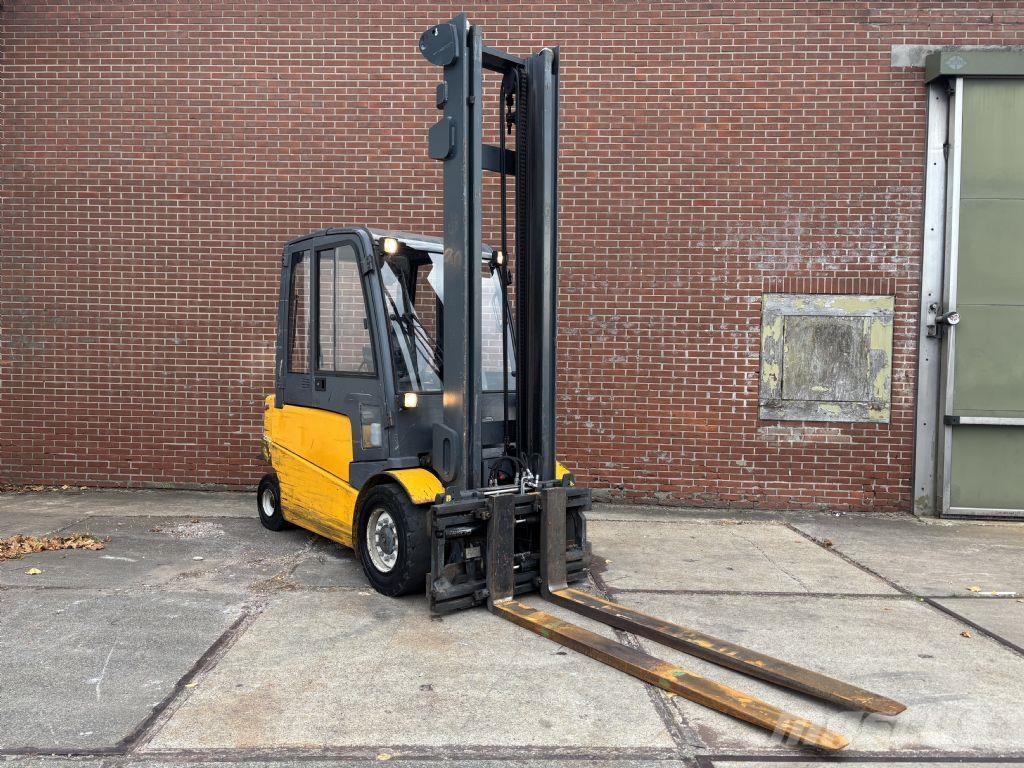 Jungheinrich EFG545 Электропогрузчики