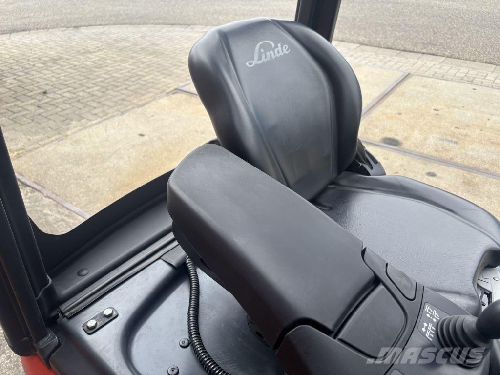 Linde E15-02 Электропогрузчики