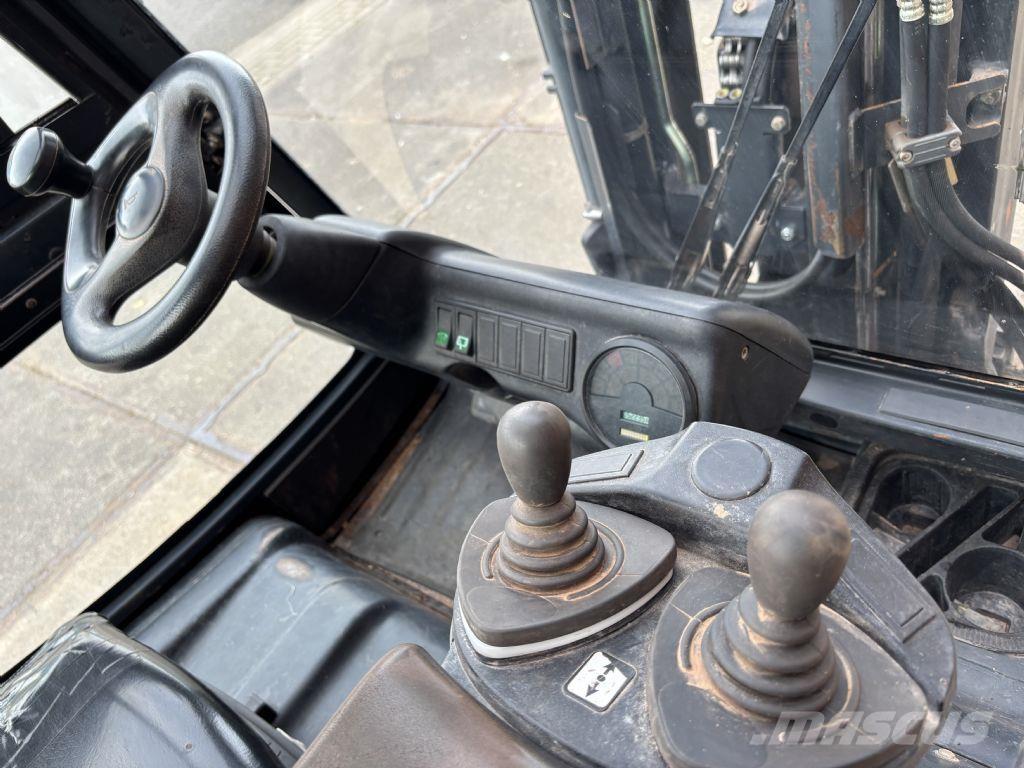 Linde E25 / 02 Электропогрузчики