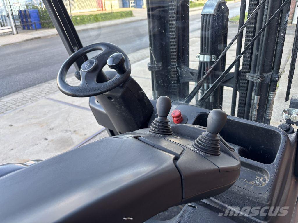 Linde E25HL-01/600 Электропогрузчики