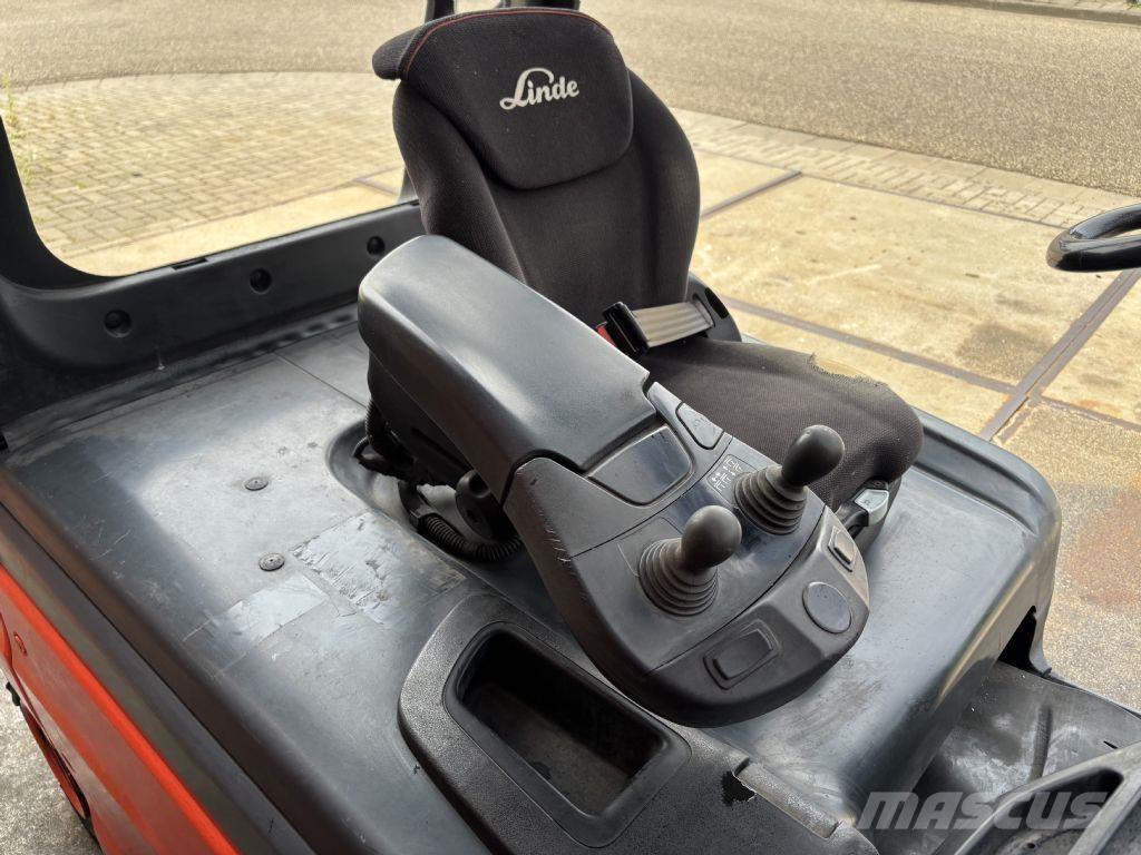 Linde E25L-01 Электропогрузчики
