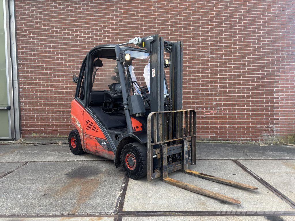 Linde H25D-02 Дизельные погрузчики