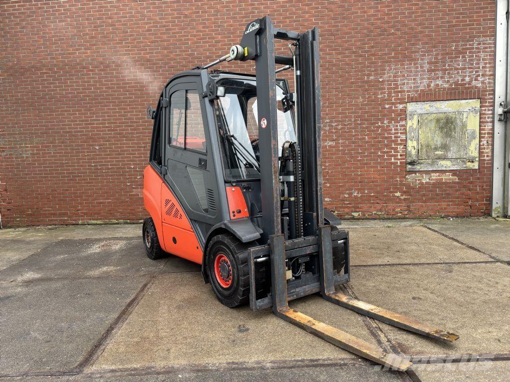Linde H35T-01 Газовые погрузчики
