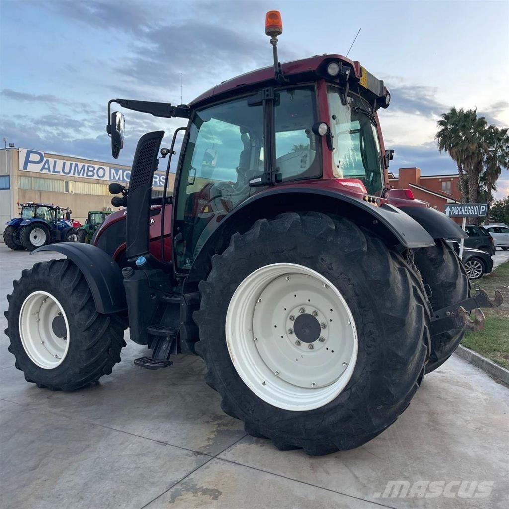 Valtra N174 Трактора
