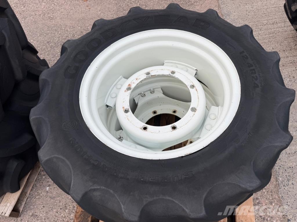 Goodyear 120 Навесное оборудование и запчасти