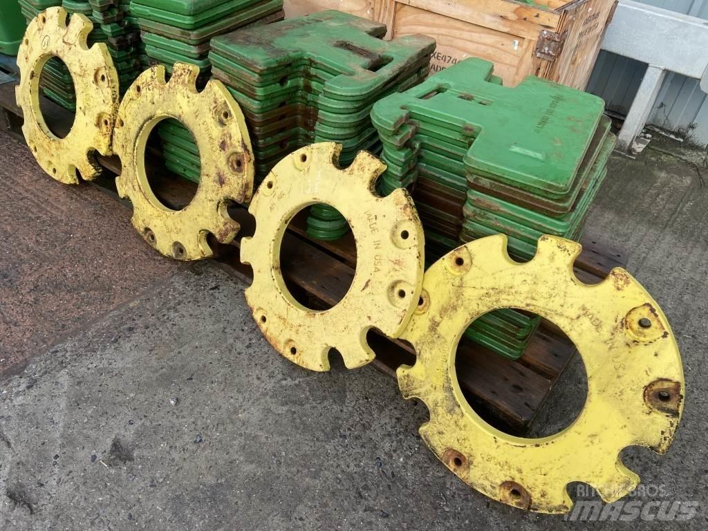 John Deere  Навесное оборудование и запчасти