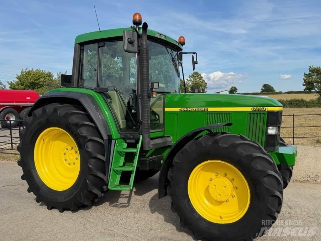 John Deere 6910 Трактора