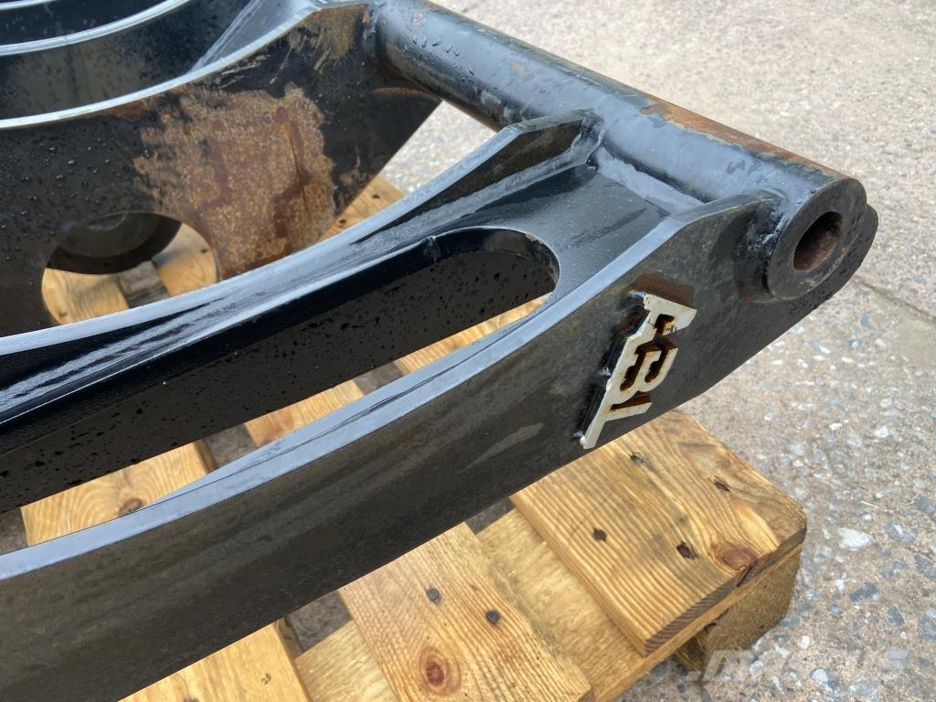 Volvo T7.270 Навесное оборудование и запчасти