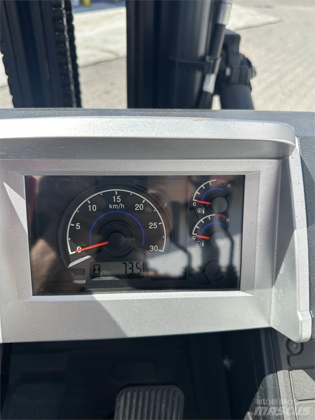 Doosan G30P-7 Строительная техника - Другие