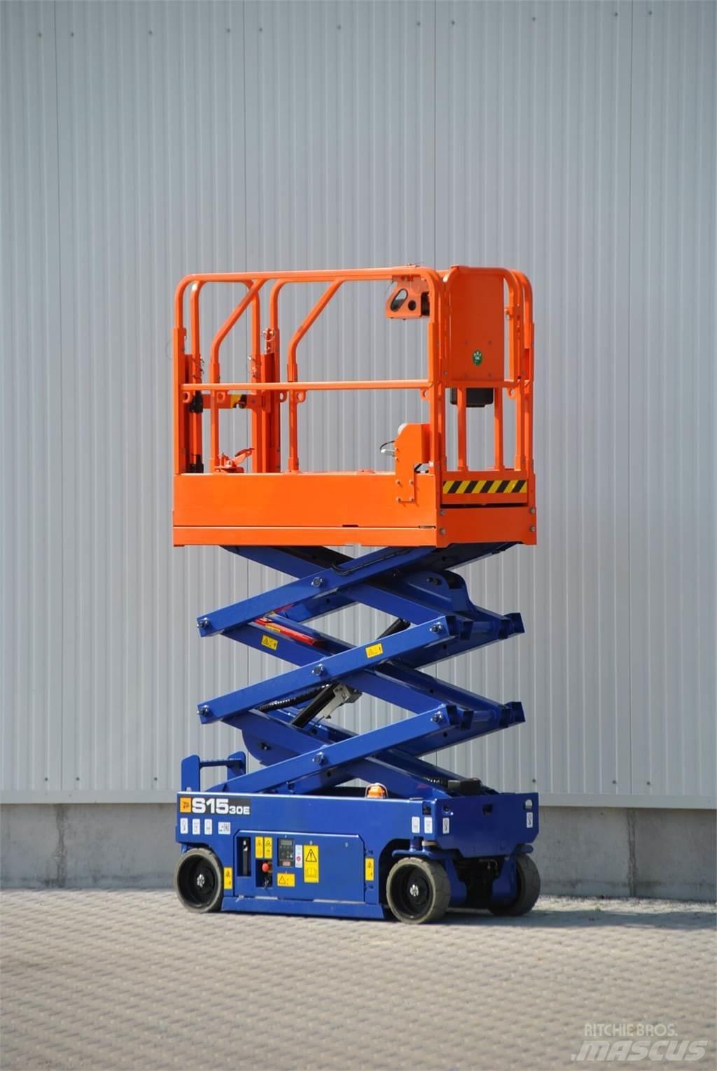 JCB S1530E Ножничные подъемники