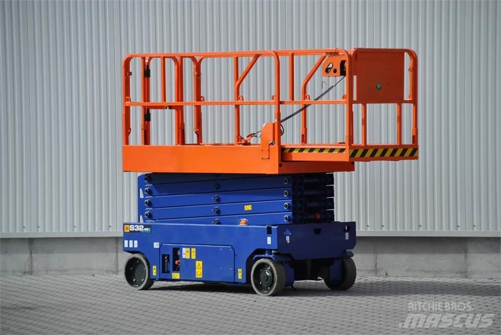 JCB S3246E ED Ножничные подъемники