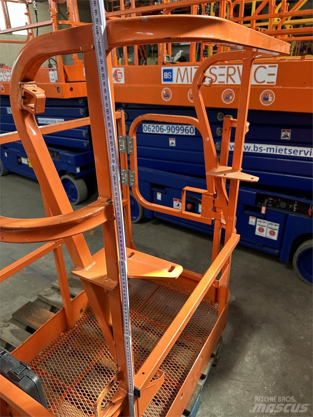 JLG 1001186387s Строительная техника - Другие