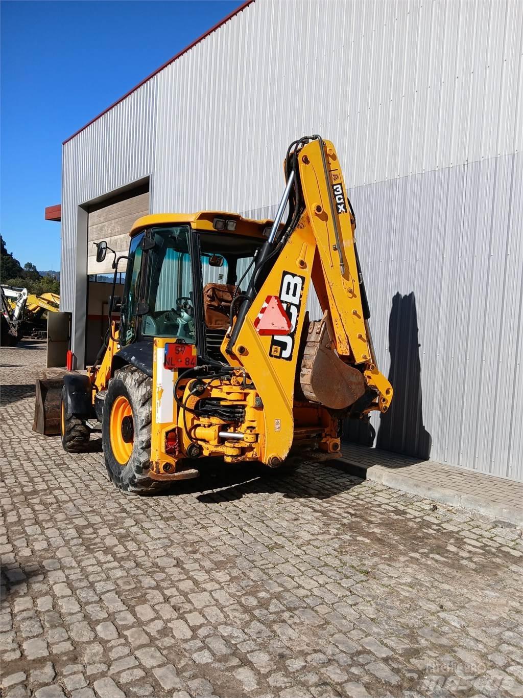 JCB 3CX Экскаваторы-погрузчики
